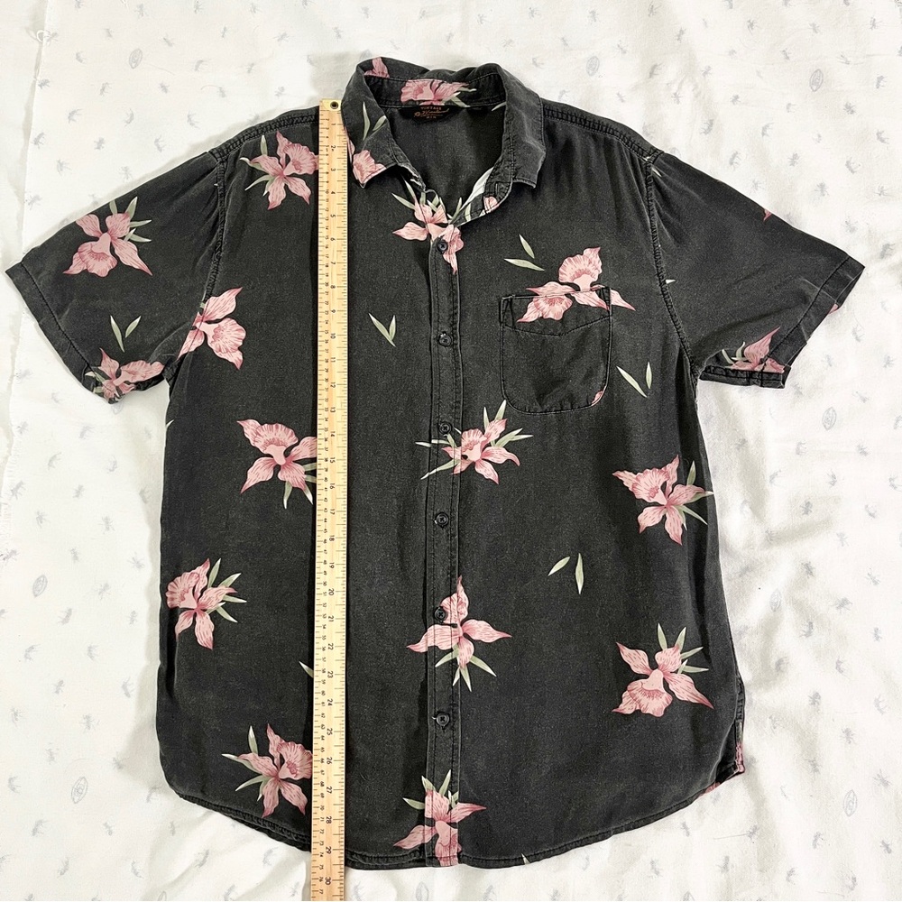 Cotton On Vintage Remastered Faded Black Pink Tropical Floral Hawaiian Shirt, M - Picture 7 of 13